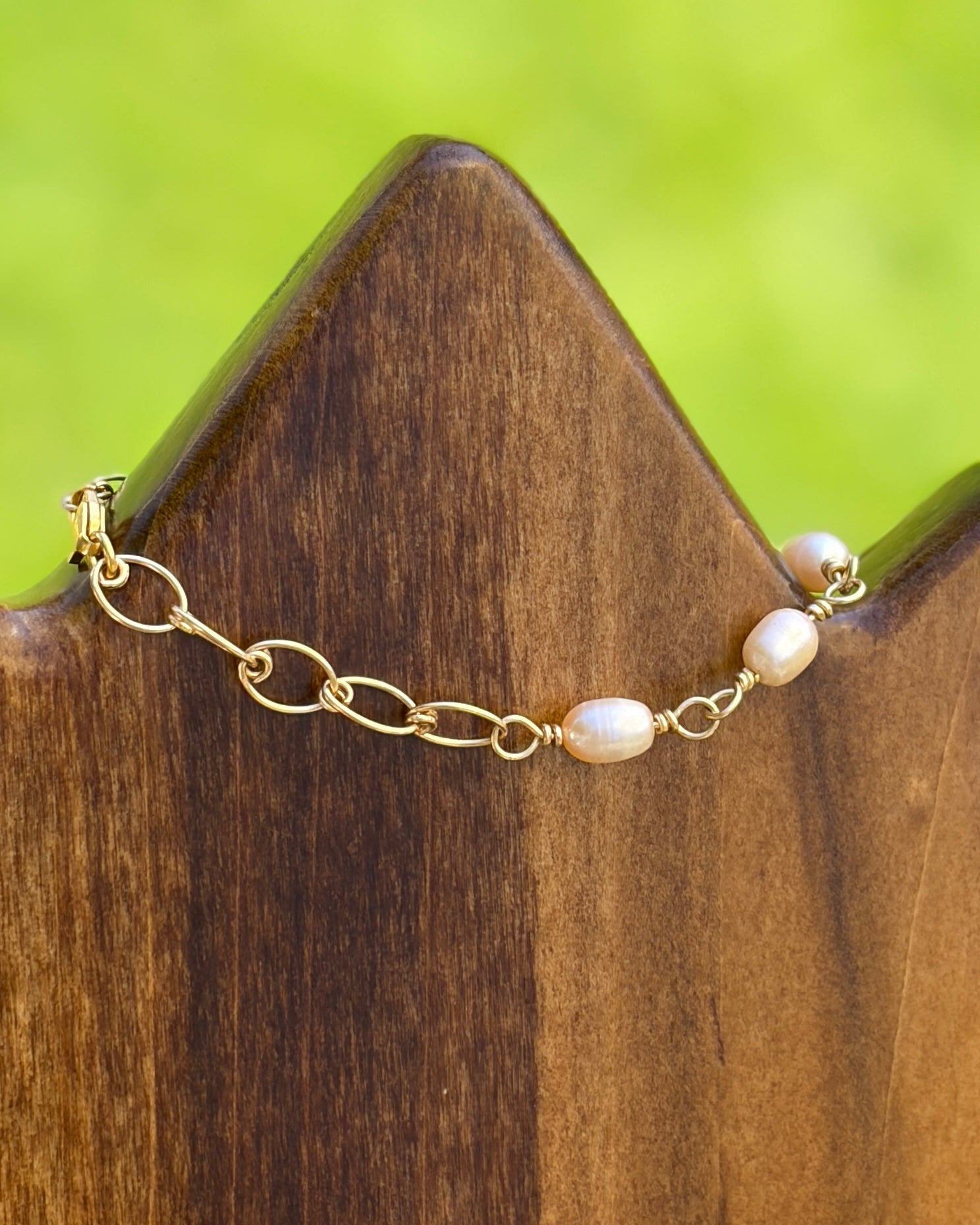 Sweet Pea | Handmade Chain Bracelet | Petal Pink Freshwater Pearl | 14k Gold-Filled